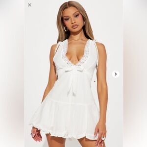 SOLD OUT Way To Your Heart Romper - Off White